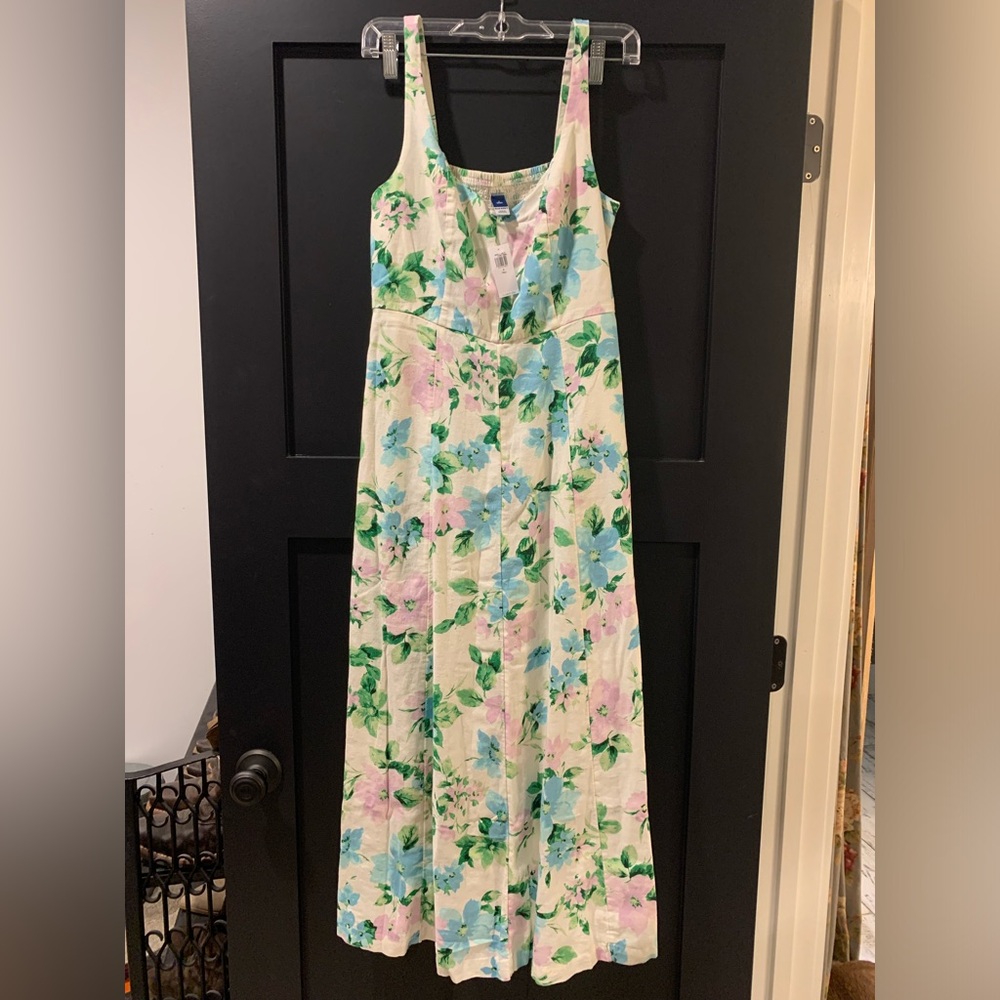 New!! Old Navy fit and flare midi dress. Match the family